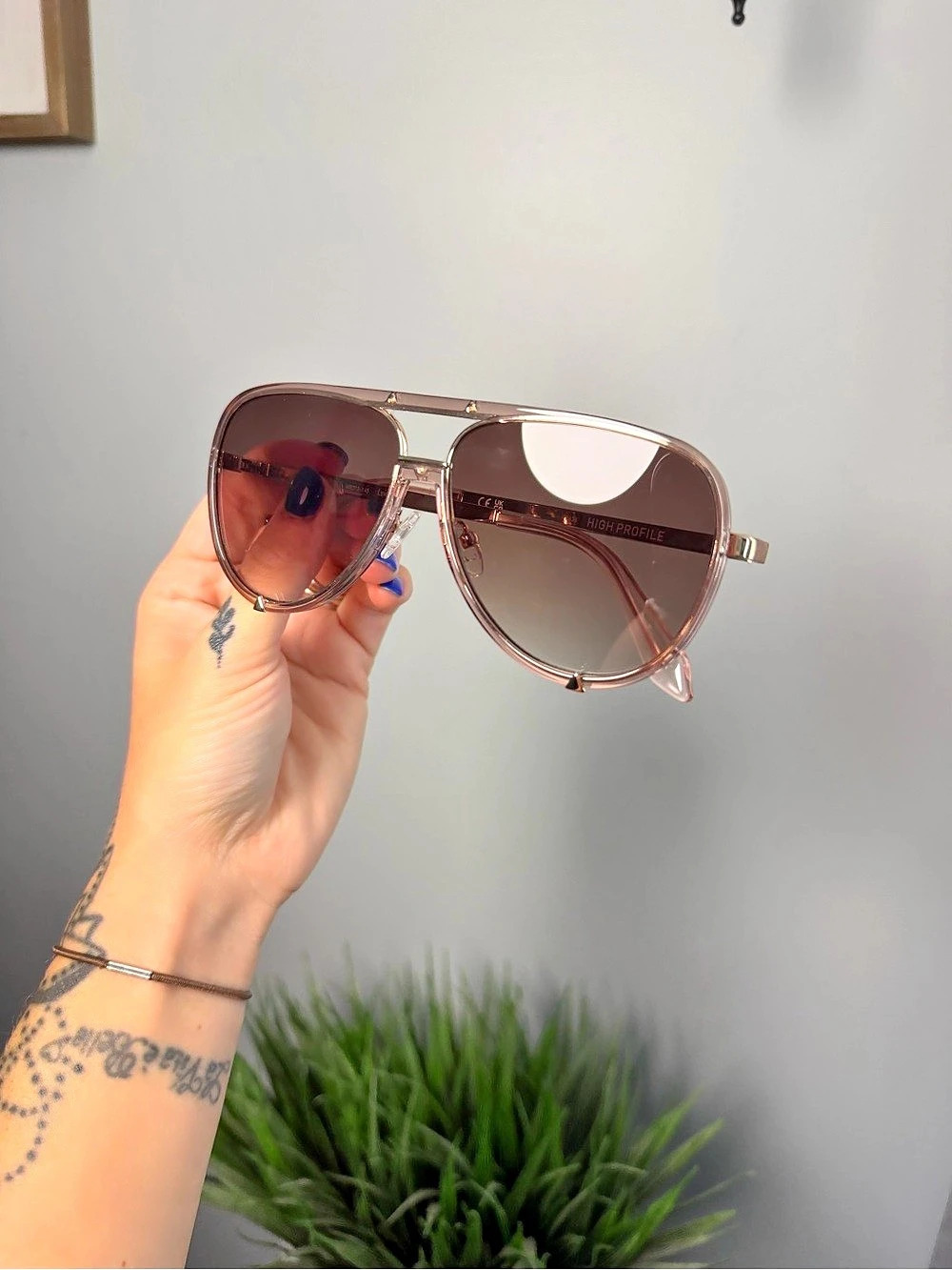 QUAY High Profile Sunglasses Brown
